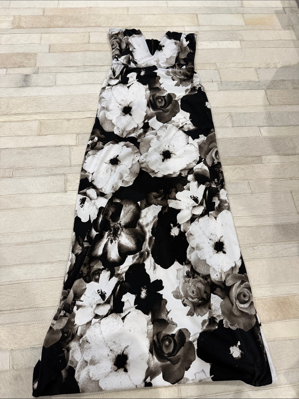 Nookie Black & White Floral V front Strapless Maxi Dress
